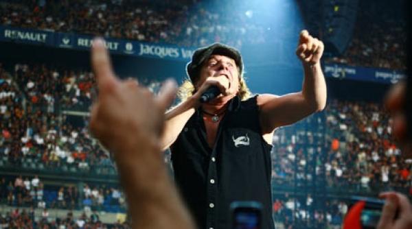 ac dc si clapton vin pentru marcel avram