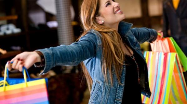 romanii din vest isi fac cumparaturile in ungaria