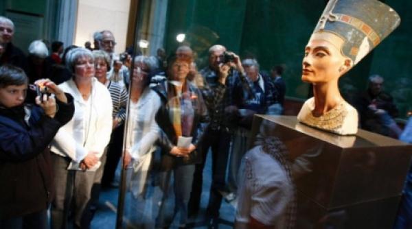 egiptul cere germaniei retrocedarea bustului lui nefertiti