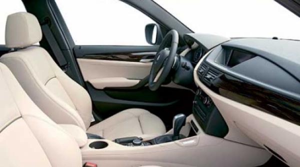 bmw x1 poezie si tehnologie