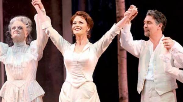 catherine zeta jones debut pe broadway