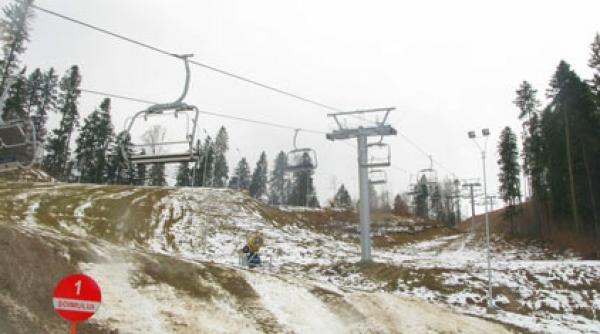 ploaia le a stricat tot craciunul