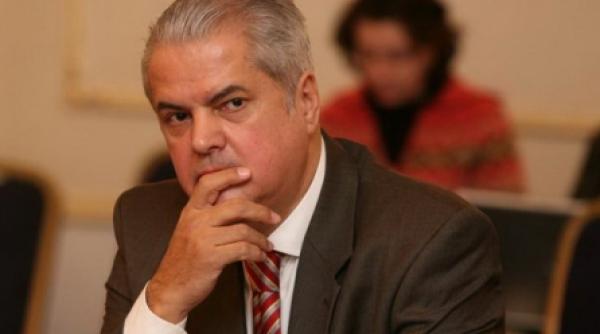 nastase la cum ne miscam nu o sa iesim repede din opozitie