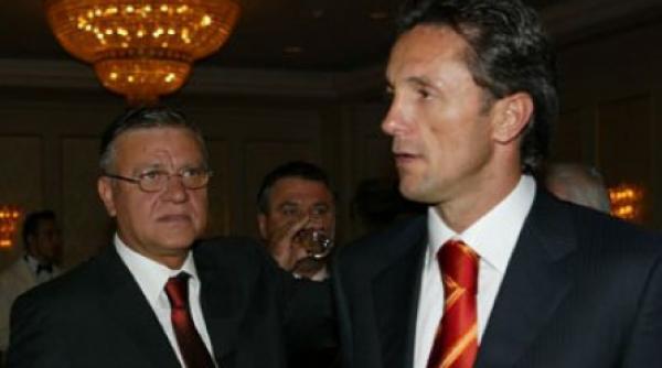 gica popescu in timp ce mircea sandu va primi votul fotbalului romanesc eu voi juca un meci caritabil