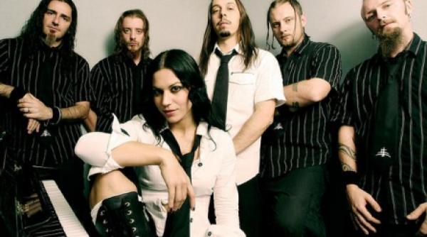 lacuna coil isi promoveaza albumul shallow life si in europa