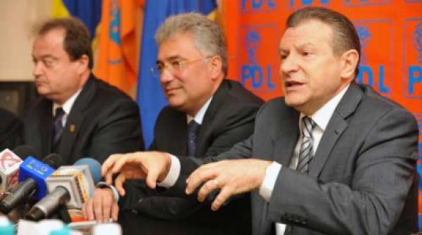 razboi intre intelectualii si oligarhii din pd l