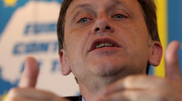 antonescu datoria liberalilor este de a rezista ofensivei clientelismului