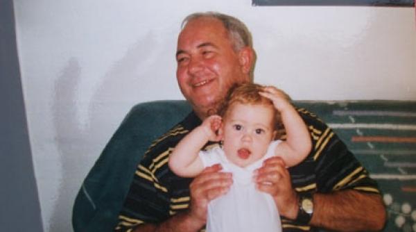 tata un om normal cu bune si rele