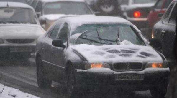 ninsorile ingreuneaza traficul rutier