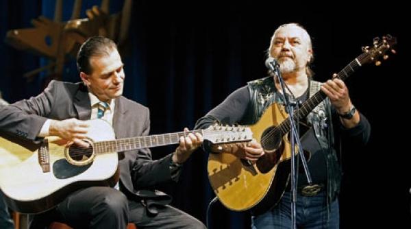 muzichie si politichie