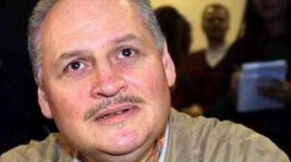 carlos sacalul vrea sa si protejeze imaginea