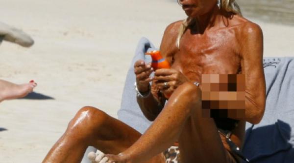 topless infricosator donatella versace