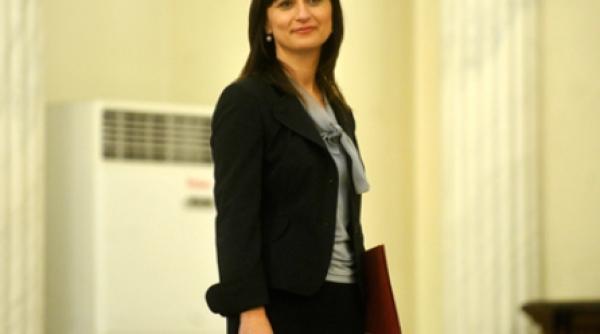 senatorul placinta acuzat ca nu si a declarat real interesele