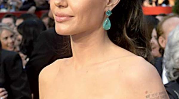 stuff by anuska budigai de firma