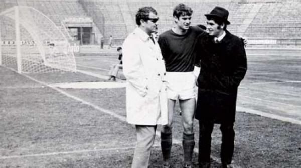 la rascruce de drumuri