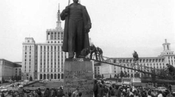 tovarasului lenin ii curge nasul