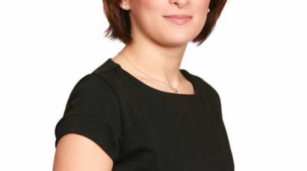 alina petrescu ii inlocuieste pe lucian mindruta si sandra stoicescu la observator