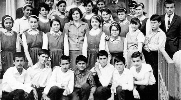 daca nu era revolutia traiam bine si acum