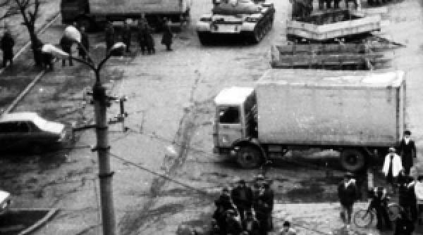 a doua revolutie la timisoara cada versus ministrii apararii si internelor