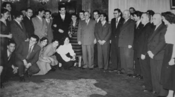 ion iliescu ales presedinte al cpun