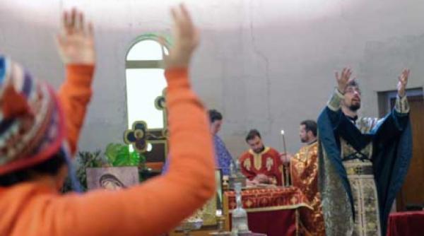 preot pentru surdomuti