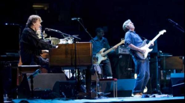 s au vandut deja sase mii de bilete