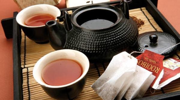 infuzie de tei contra cearcanelor