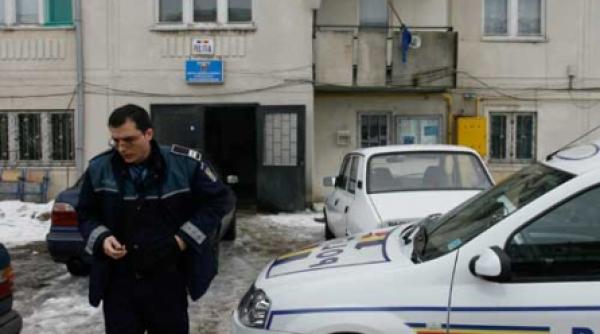 politisti de judet cu apucaturi de militieni