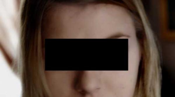 batuta violata aruncata de la etaj