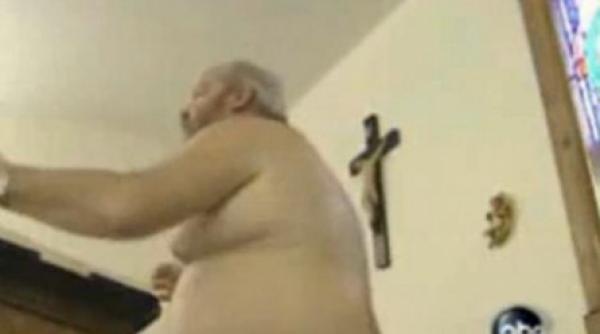 credinciosii din virginia merg goi la biserica