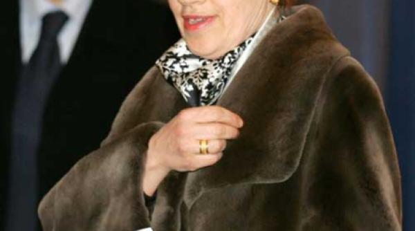 prima doamna a ucrainei suflet caritabil si look sovietic