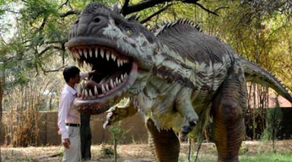 descoperire stramosii lui dino