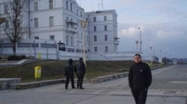 un an o luna o saptamana si o zi din viata furate de domnul procuror