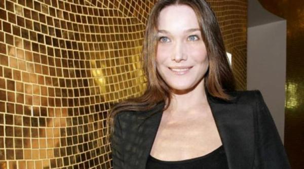 carla bruni neaga ca si ar insela sotul