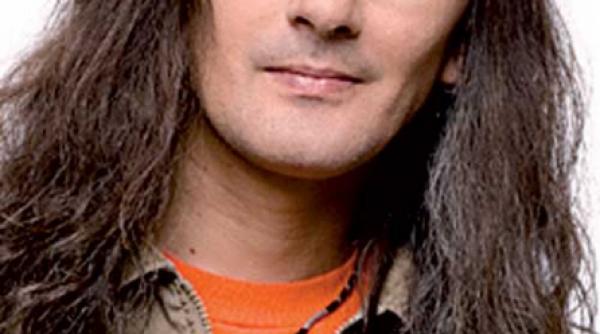 hrubaru tuns cu bomfaierul