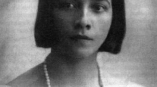 henriette yvonne stahl printre stele norocoase