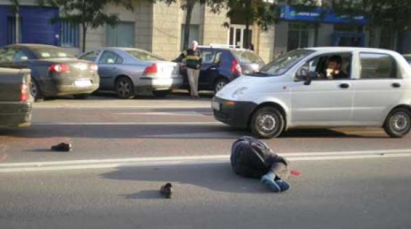 moartea vine pe trecerea de pietoni