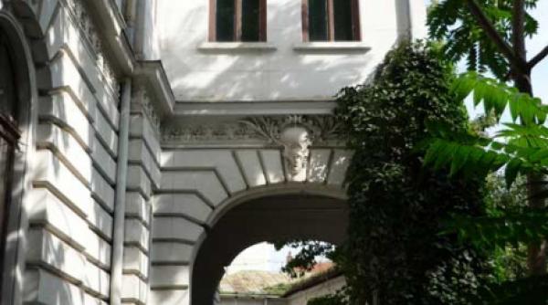 michael douglas vrea policlinica batistei