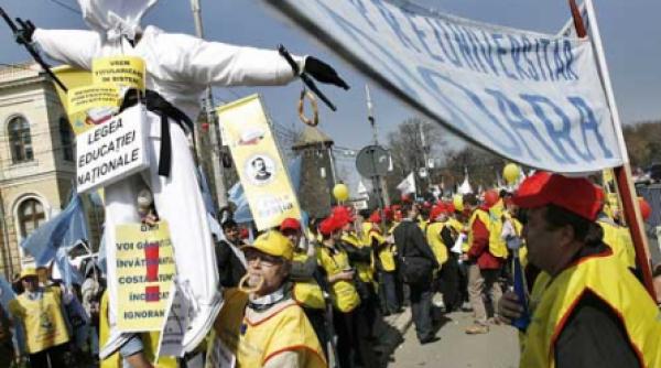 protestele profesorilor funeriu ironizat