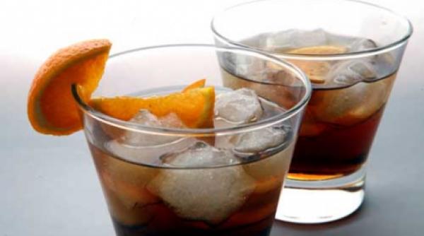 petrecerea poate incepe