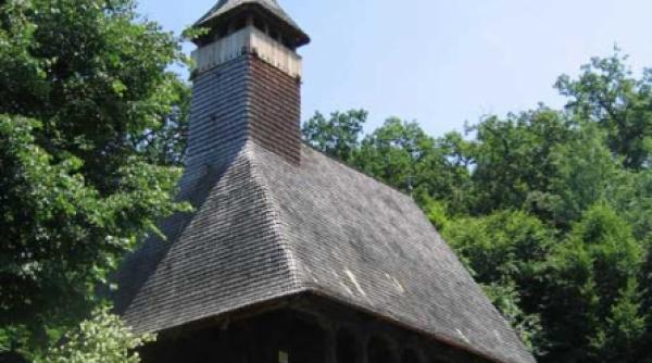 dumbrava sibiului program religios la biserica din bezded