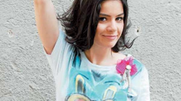 cel mai mare ou incondeiat la iubesc romania