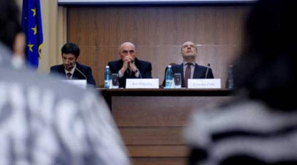 restantele la credite vor creste dar mai lent decat anul trecut