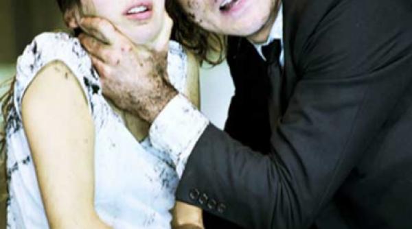 festivalul shakespeare hamlet 6 actori si 11 personaje