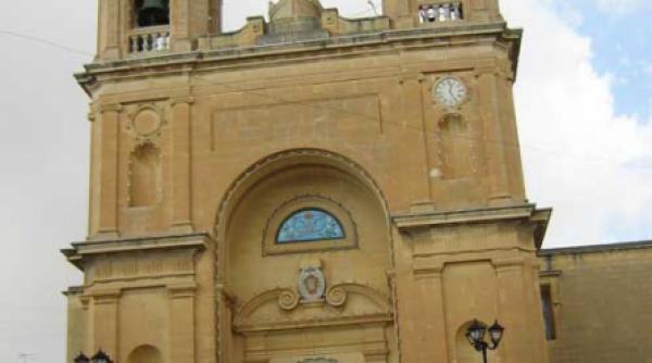 malta istorie credinta si decenta