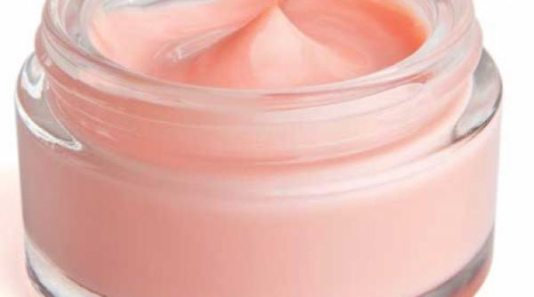 crema de noapte la 30 de ani