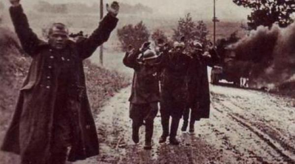 bloggerii ne razbuna vezi cum saluta francezii