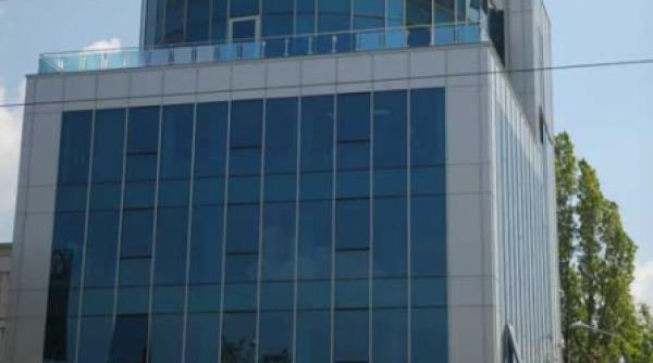 gropile o noua mostra de nesimtire