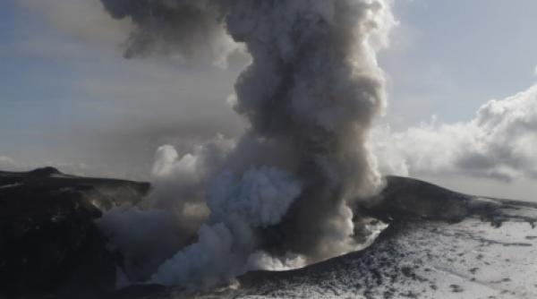 vulcanul islandez ramane activ pana sambata