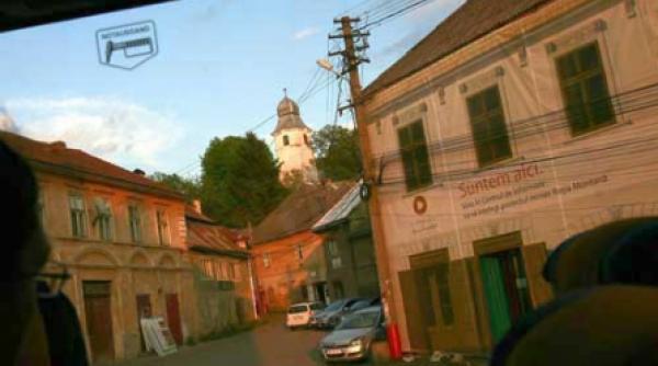 critici ungare bazate pe trecut